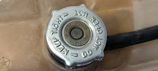 serbatoio LIQUIDO JEEP CHEROKEE