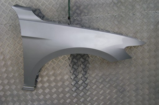 VW PASSAT B8-крило праве