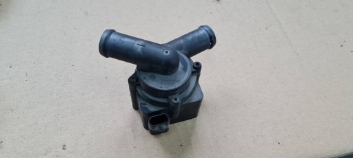 Q5 8R supplementary pump circulation of water 2.0 TDI 03L965561 A4 B8 A5 A6 C7 4G