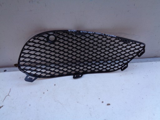 grid of a bumper left MERCEDES C-KLASA W205 14- AMG