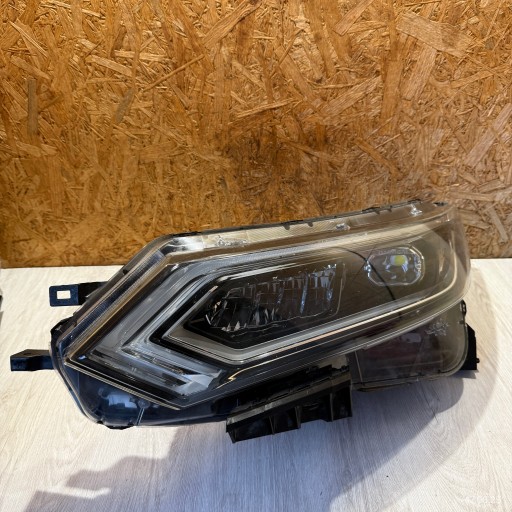 lámpa elsö bal NISSAN QASHQAI II J11 LIFT 2020 ROK FULL LED