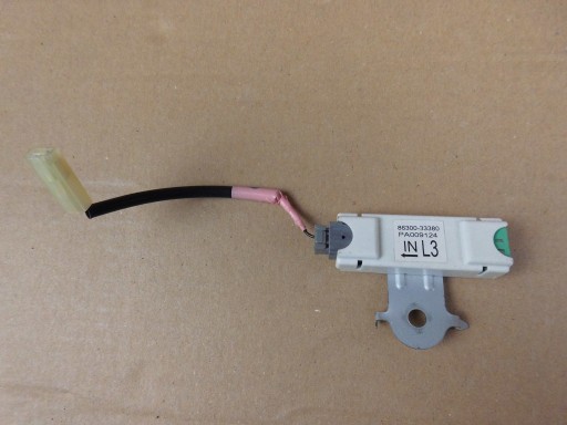 Toyota Camry 2020 antenna amplifier 86300-33380