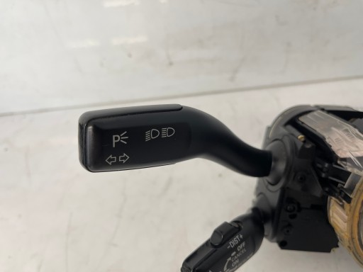 AUDI A6 C6 steering wheel levers and controls ring 4F0953549A EUROPA