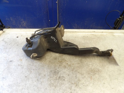 Opel Astra H 1,6 washer fluid tank