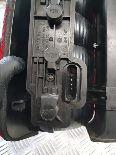 light right rear part + WKLAD 2K0945112A VW CADDY III 07R