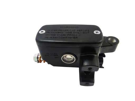 T19160-v-c1 - JUNAK M12 Вінтаж гальмівний насос передній