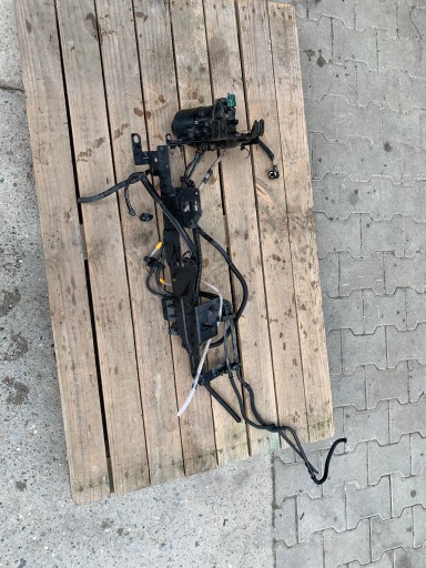 164192090 93450862 - RENAULT TRAFIC III топливный фильтр корпус установка