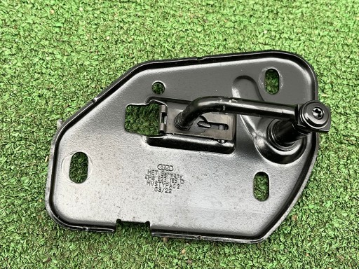 Болт капота левый audi q8 e tron 4ke 4m8823185d