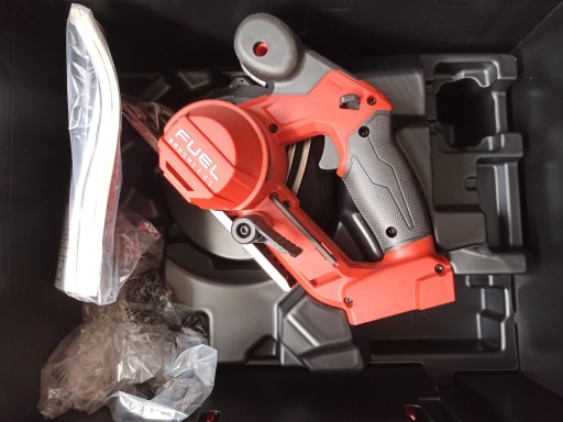 Дисковая пила Milwaukee M18 FMCS-0X