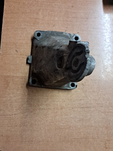 engine mount MERCEDES W124 3,0 6032230904