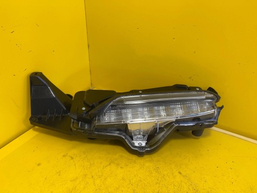 Licht rechts Nebelscheinwerfer Blinkerleuchte Toyota Yaris Cross