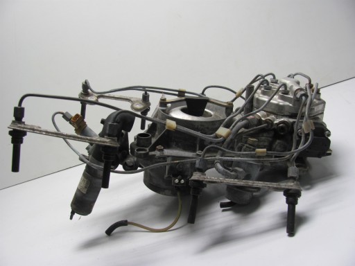 Mercedes R129 500 SL Распределитель впрыска топлива