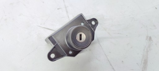 4F0910131D - СЧИТЫВАТЕЛЬ ЗАМКА ЗАЖИГАНИЯ AUDI A6 C6 Q7 4F0909131D