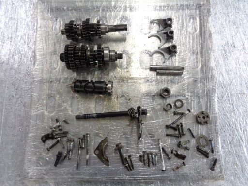 Kawasaki KL 250 коробка передач