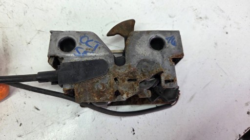Skoda Octavia 3 III 13- 5E 1.6 TDI rygiel lock hook bonnets 5e0823509b