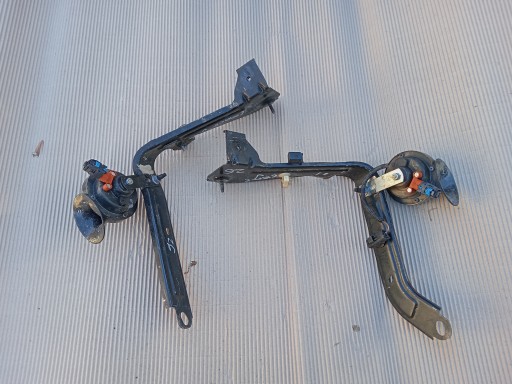 6251331708 - RENAULT ESPACE V 14-КРЕПЛЕНИЕ КРЫЛА LH / RH