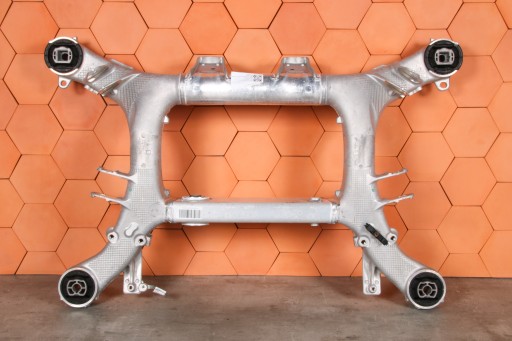 1160 - Bmw g30 g16 балка сани візок задня підвіска 6861201