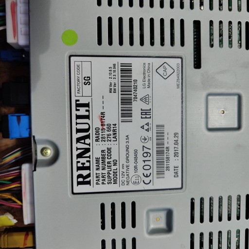 Renault Megane IV radio stacja multimedialna 281158174R