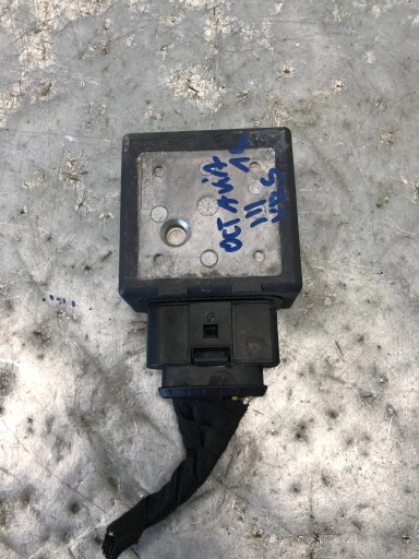 Module Unité de contrôle POMPY Carburant SKODA OCTAVIA III VRS 5Q0906121F