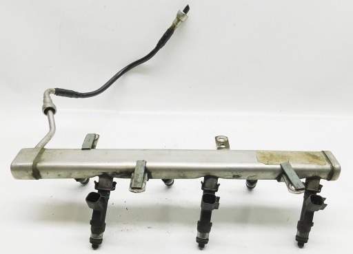 04861667AA - Лиття під тиском 04861667AA-Chrysler Pacifica і 3.8 V6 03-08