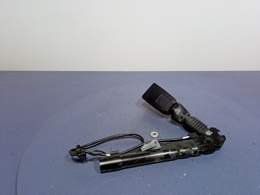 BMW 3 E90 E91 НАТЯЖУВАЧ РЕМНЯ БЕЗПЕКИ ЛІВИЙ ПЕРЕДНИЙ 33044476F