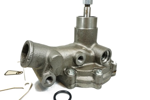 836847465V - ВОДЯНОЙ НАСОС MASSEY-FERGUSON 7238 7247S 7265 7260 AL