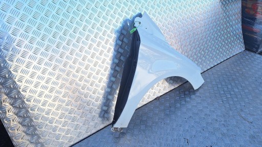 fender front right MERCEDES B-KLASA W246 12
