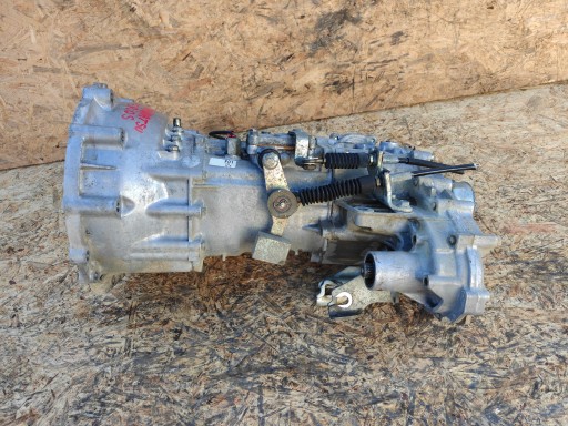 Getriebe DAIHATSU TERIOS II 1.5 F01 4X4 garantie !!!