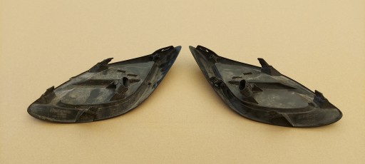 ZASLEPKI KRATKI der Stoßstange MAZDA 2 DE LIFT 10-14 DR62-50C21 DR62-50C11