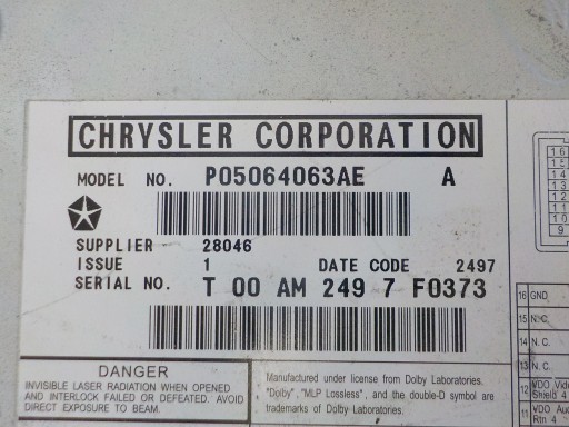 CHRYSLER GRAND VOYAGER V player DVD P05064063AE