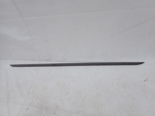 AUDI A4 B9 8W S-LINE moulding threshold right