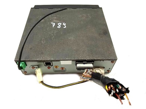 player navigation devices CN-VM4270A Mazda 3 and 1.6 D