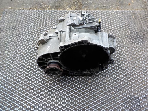 VOLKSWAGEN PASSAT B7 2.0 TDI original getriebe NFU
