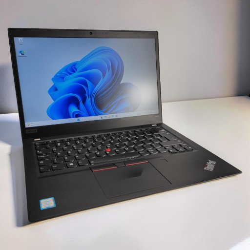 Lenovo ThinkPad T490s