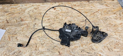 Дверная блокировка VW T5 ПРАВО 7H0843654BD