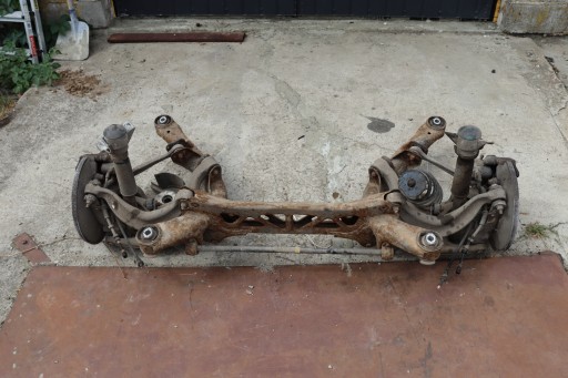 1234567 - Задняя балка в сборе audi a4 b8 combi