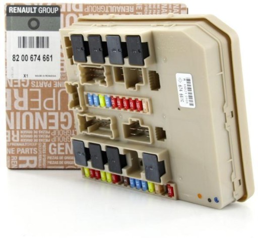 8200674661 - Oe блок запобіжників renault clio iii modus
