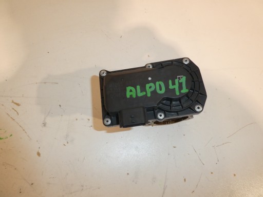 RENAULT CLIO 3 III LIFT 1.2 B throttle flap 8200568712C