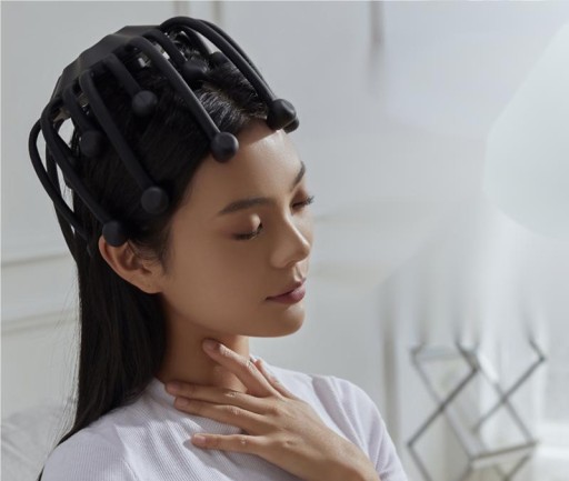 Розумний масажер для голови Octopus