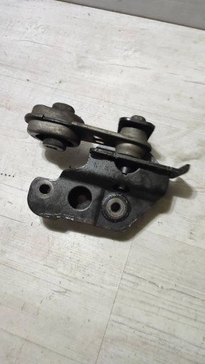 Renault Kadjar 17r 1.5dci gearbox mount