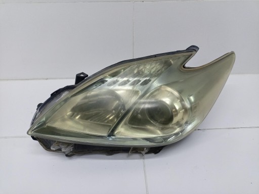 light front Toyota Prius 3 XW30 ZVW30 2011