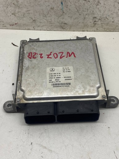 computer control unit of the engine MERCEDES E-KLASA C207 W207 A6519007500
