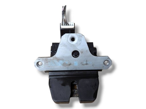lock bonnet boot Ford Focus 3 2013 8M51-R442A66-DA