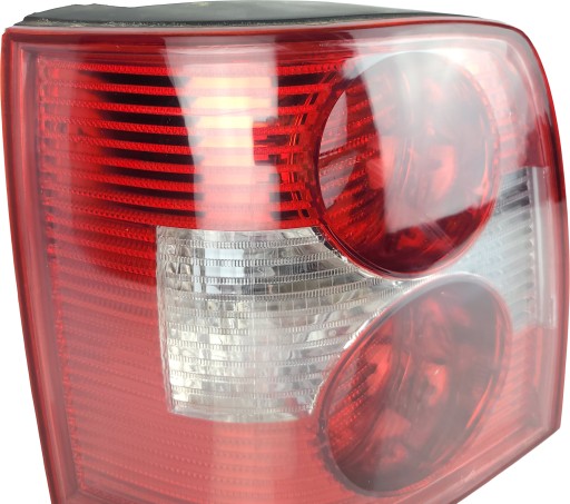 VW PASSAT B5 LIFT light rear rear part left KOMBI EUROPA 3B9945095AA