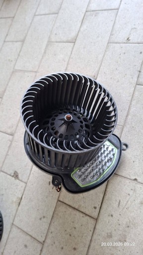 tOPENÍ klími ventilátor Renault Kadjar 61A142586103
