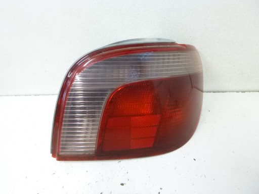 light rear Toyota Yaris 5D 2000