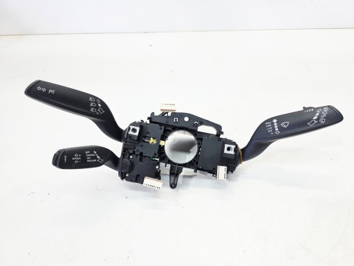steering wheel levers and controls below TEMPOMAT AUDI A3 8V 8V0953502B