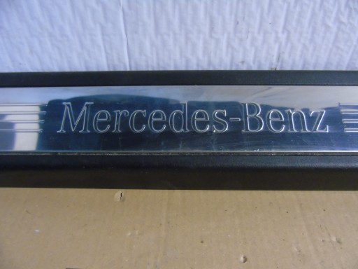 nice moulding cap threshold left MERCEDES W207 1