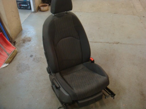 SEAT LEON III 5F 5F4 СИДІННЯ ПЕРЕДНЄ ПРАВЕ