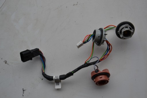 Kia sportage v 21 - правий лівий задній ліхтар джгут r2924-66000 оригінал європа